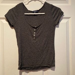 black and white striped cropped tee